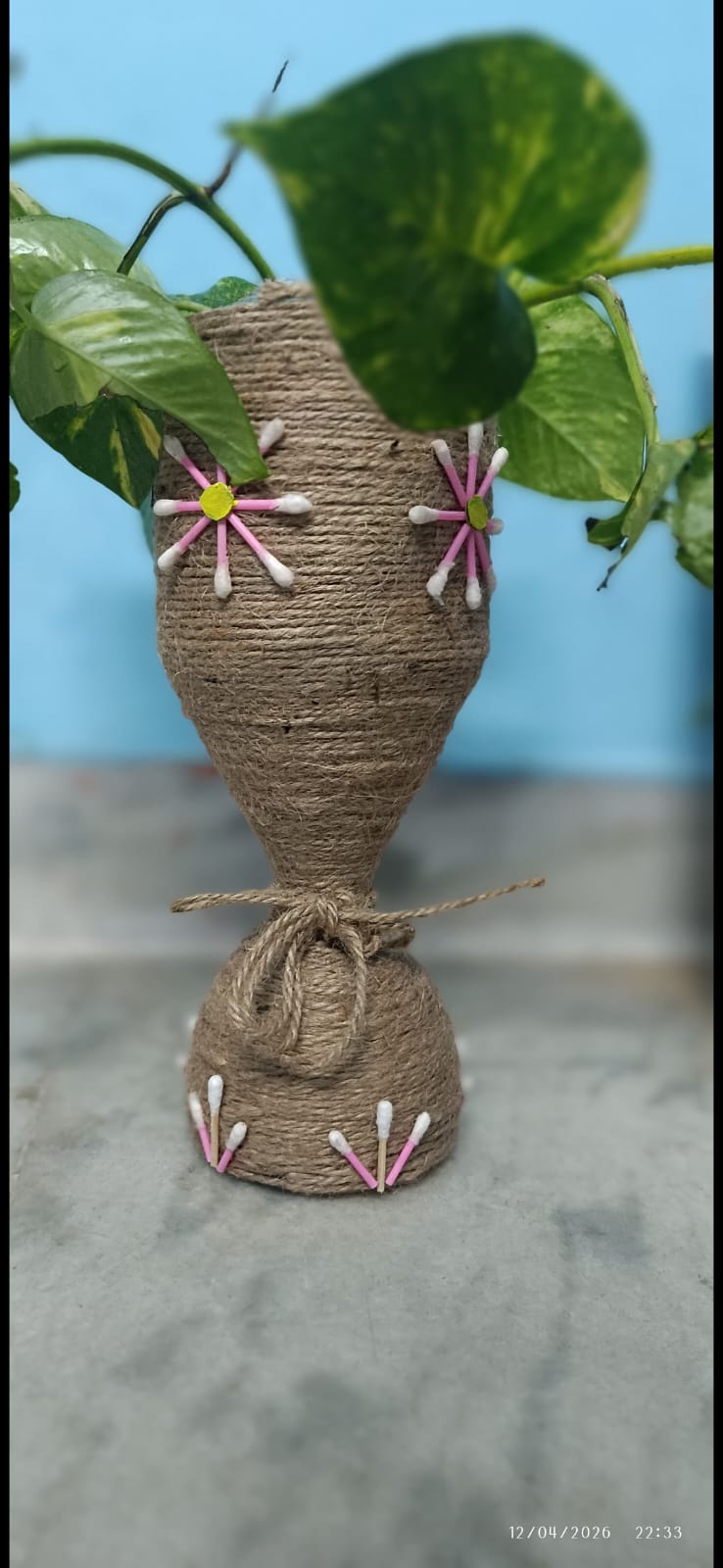 Jute planter — Craft